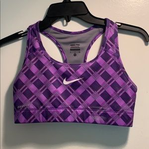 Nike Pro Sports Bra